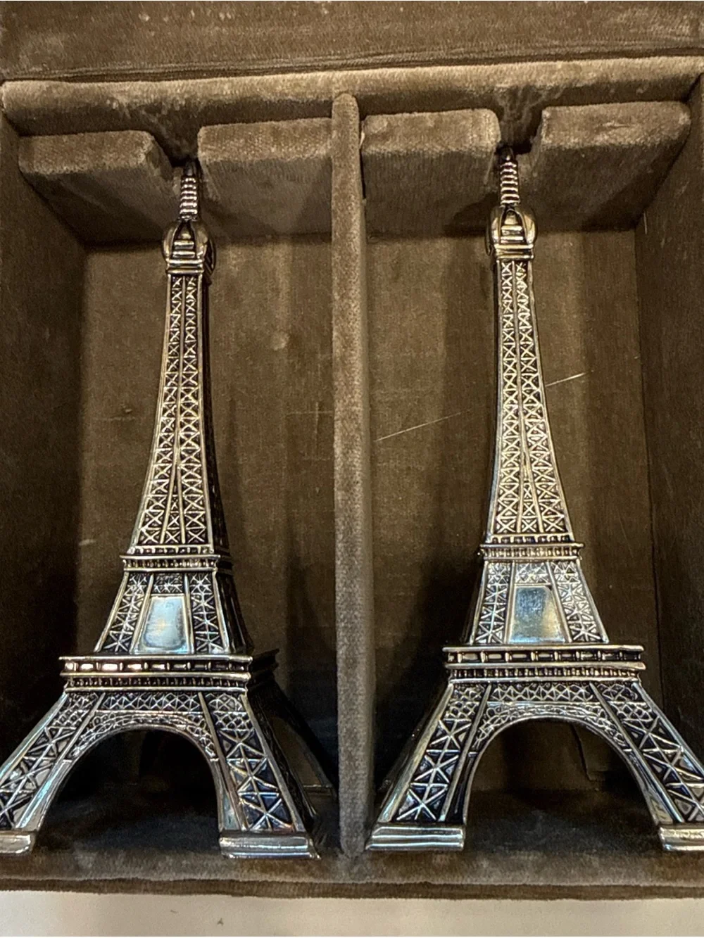 Godinger Neiman Marcus Silver-Tone Eiffel Tower Salt and Pepper Shakers NIB